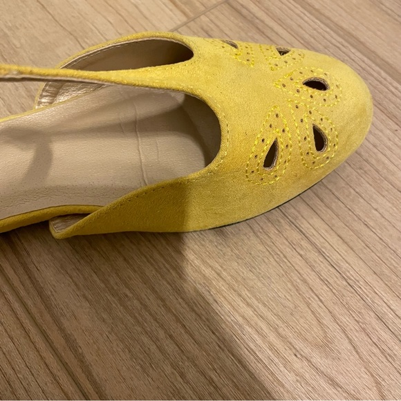 ModCloth Yellow The Zest Is History T-Strap Flats - Size 6 - Picture 7 of 16